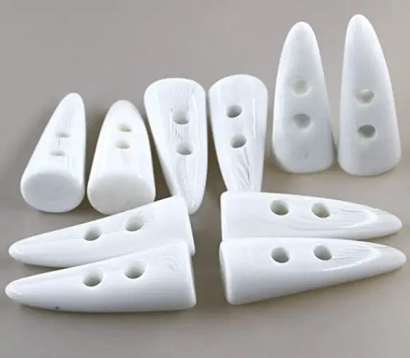 different types of buttons: White Color Resin Toggle Buttons 